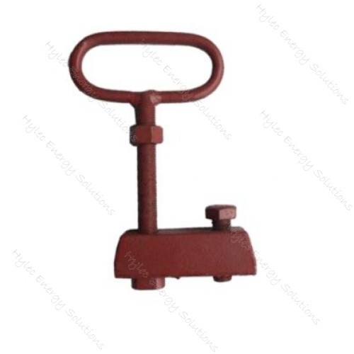 Gatic Pit lid lifter with short handle/cracker 